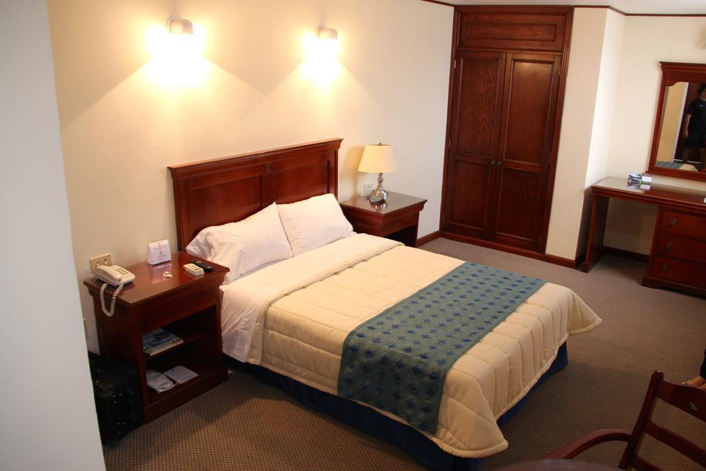 Hotel Tehuacan Plaza الغرفة الصورة