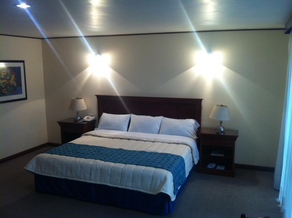 Hotel Tehuacan Plaza الغرفة الصورة