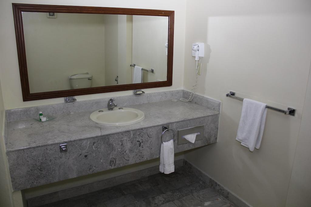 Hotel Tehuacan Plaza المظهر الخارجي الصورة